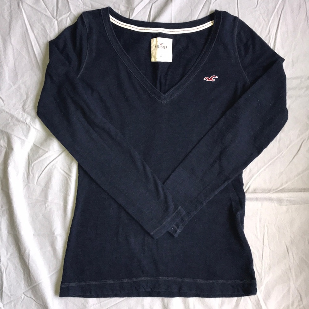 COPY - Hollister Navy Blue V-neck long sleeve t-shirt